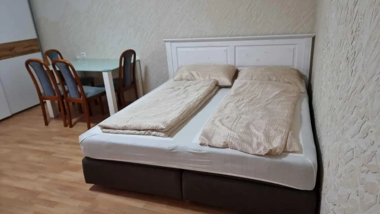 Daire Premier Triple Room Mz Viyana